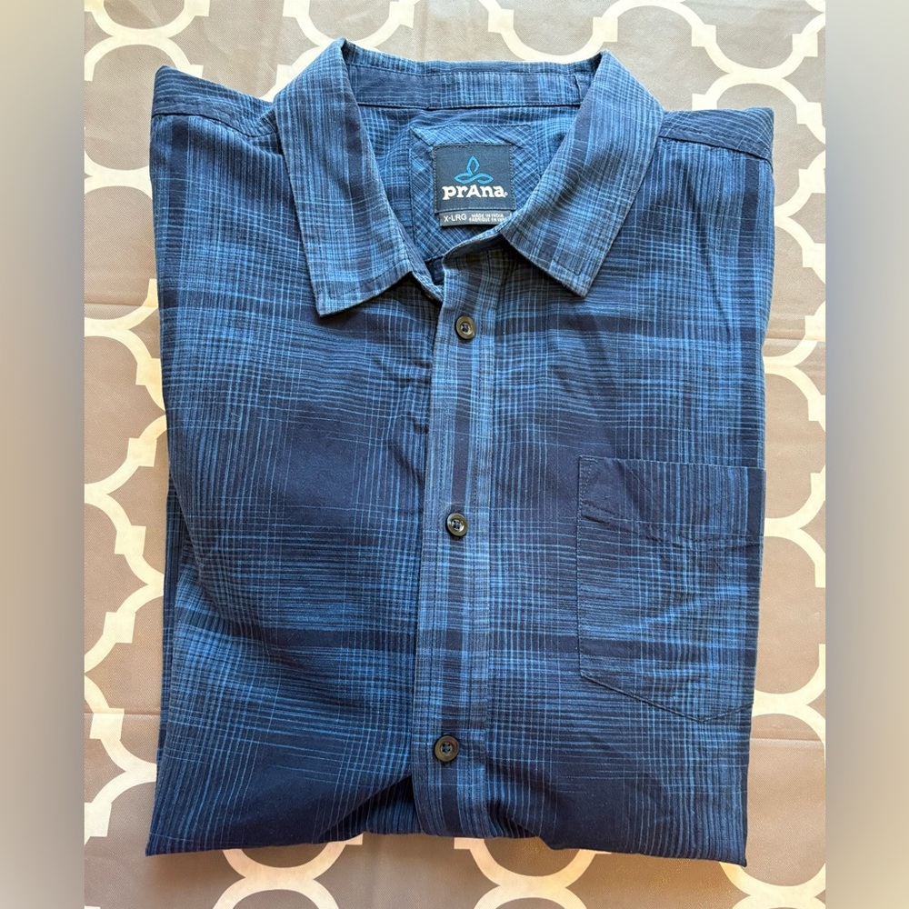 prAna Men's Blue Plaid Button-Up XL Short Sleeve Shirt